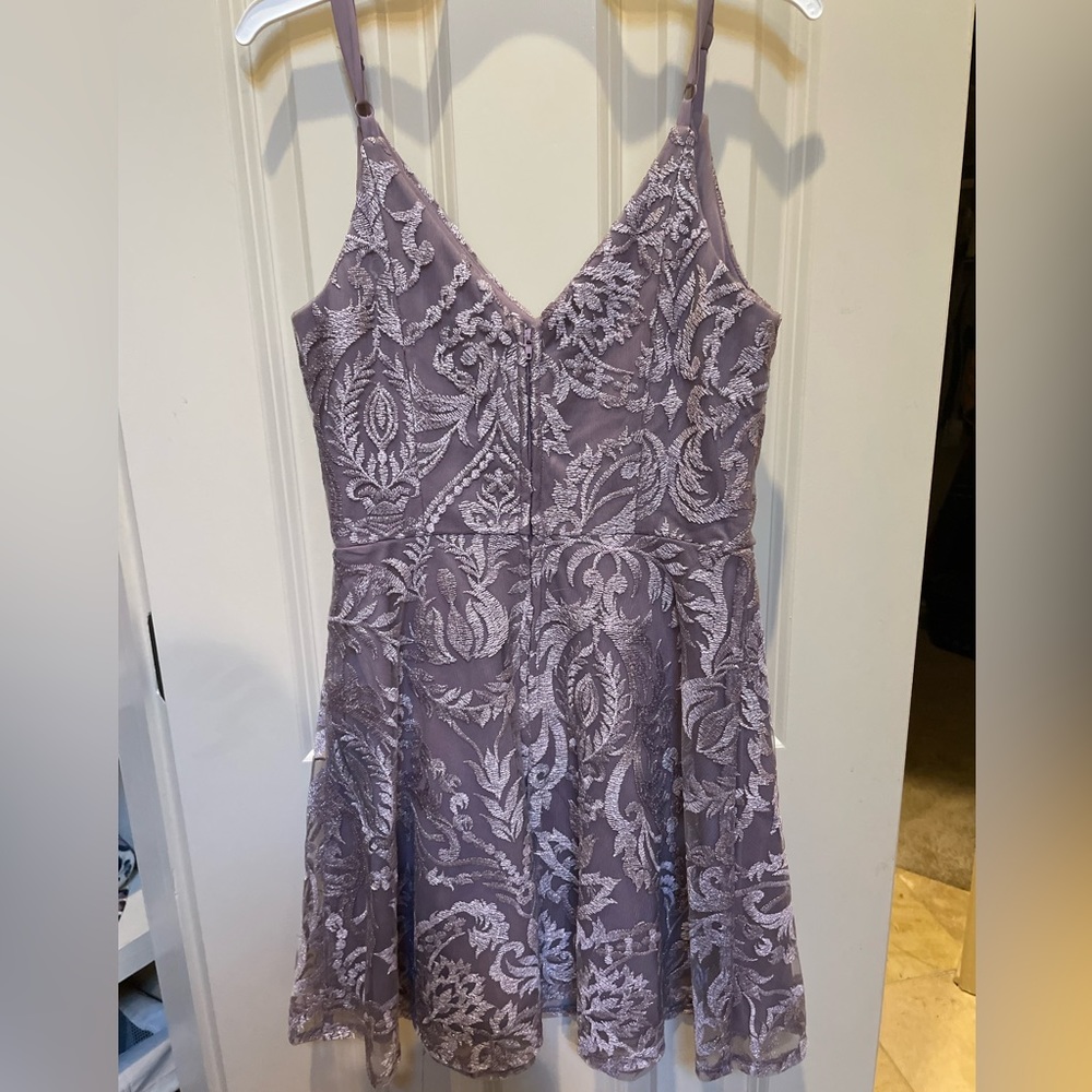 EUC lavender size 3 semi formal dress